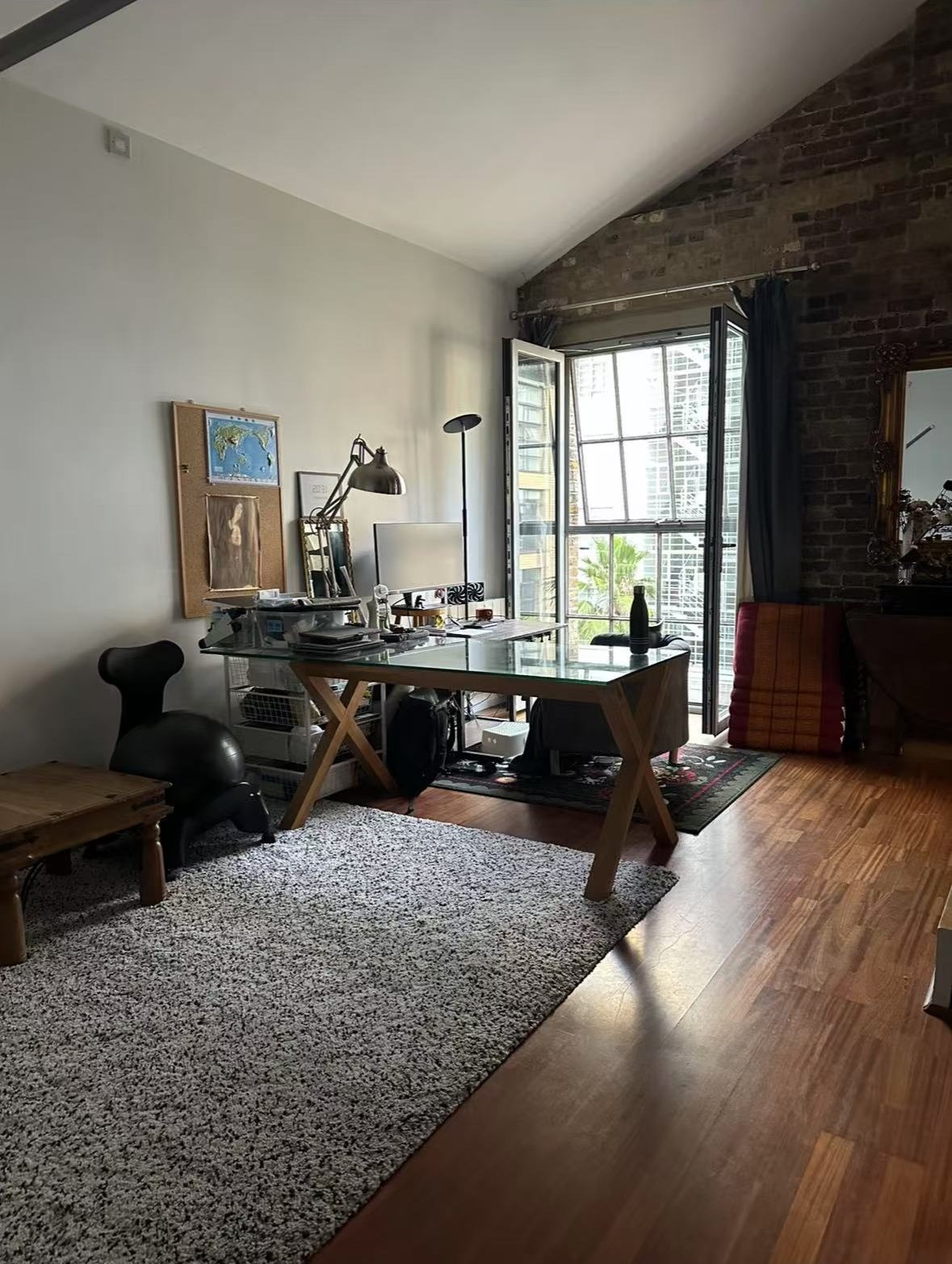 Shang's flat in ordinary use almost two years later